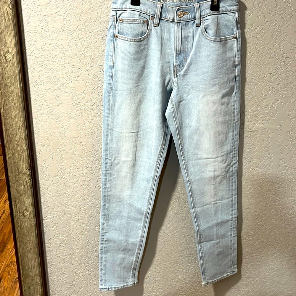 American eagle ‘90s skinny jeans, size 6.